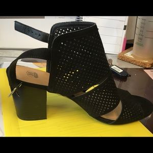 Size 10 Route 66 Kennedy Block Heel